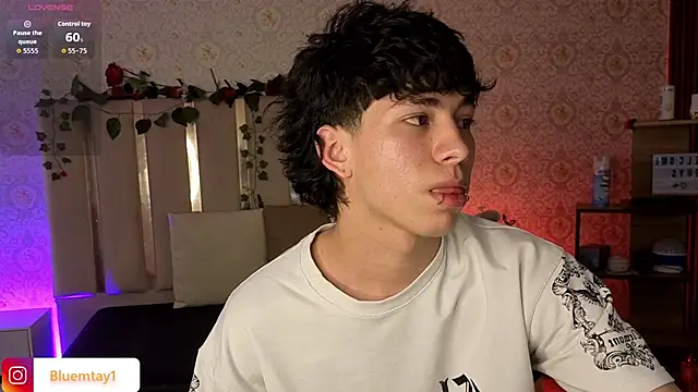 kaelwolf tay online show from February 2026 07:25:02 PM