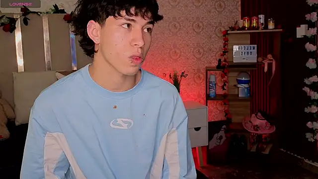 kaelwolf tay online show from February 2026 07:24:02 PM