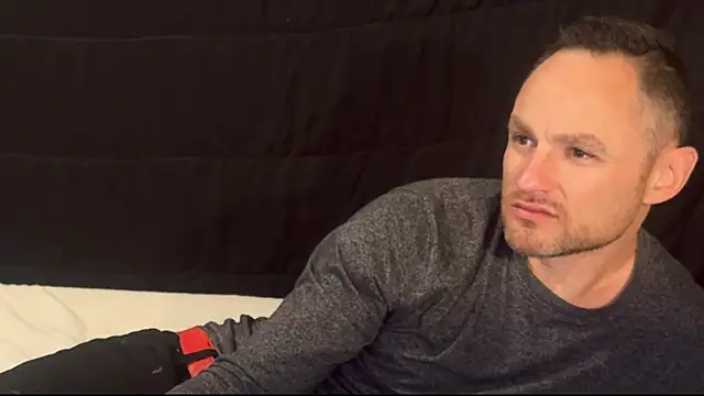 famous1tad online show from April 2026 01:48:02 PM