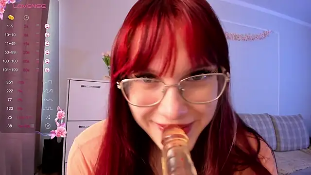 SweetieMarry online show from April 2026 02:22:02 AM