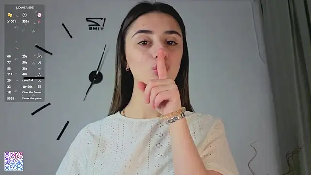 MableHort online show from December 2025 04:17:01 AM