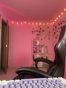 Davne  online show from February 2026 02:30:01 AM