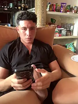 angelxxx95 online show from April 2026 06:15:01 PM