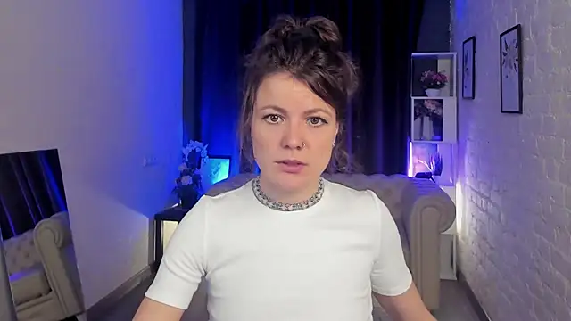 Marla Bri online show from December 2025 12:45:01 PM