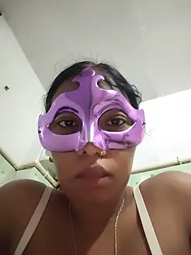 aarti03fb online show from April 2026 06:44:01 AM