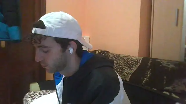 Hugoo 21 online show from December 2025 10:49:02 PM