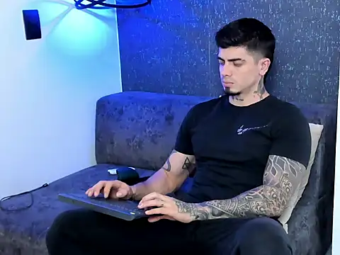  mrcock   online show from April 2026 10:37:01 PM