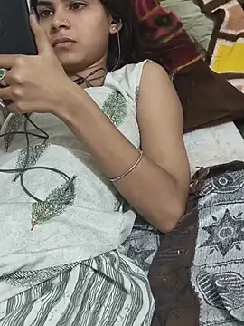Snapshot of anjli_22 chatting on July 2026 10:07:01 AM anjli 22 online show from July 2026 10:07:01 AM