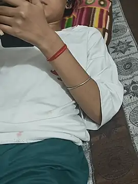Snapshot of anjli_22 chatting on July 2026 10:08:01 AM anjli 22 online show from July 2026 10:08:01 AM