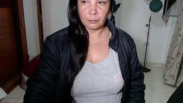 vivian-milf online show from April 2026 01:50:01 AM