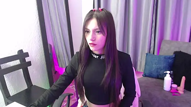 TiinaJonus  online show from April 2026 05:11:01 AM