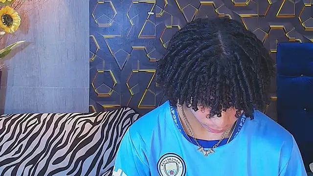 kim curlyy online show from June 2026 01:23:02 PM