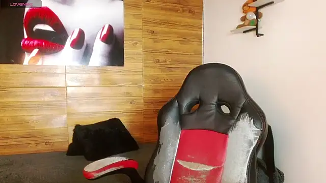 Michaelkoiv online show from June 2026 12:25:02 PM