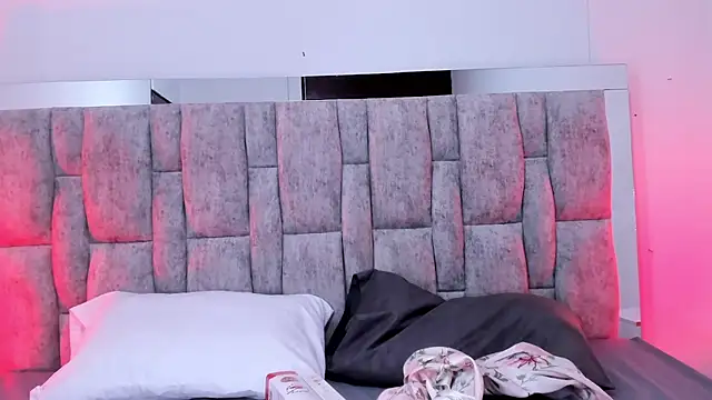 ZafiraNavarro online show from March 2026 07:32:01 PM