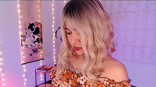 justmartina  online show from March 2026 02:39:01 AM