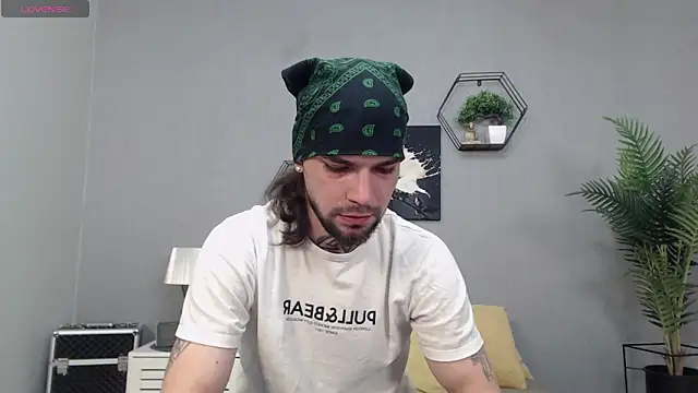 KaneHunter online show from March 2026 08:04:02 PM