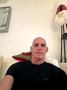 Elosoo online show from December 2025 10:27:01 PM