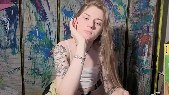 Snapshot of Adell_Love chatting on May 2026 06:46:01 PM Adell Love online show from May 2026 06:46:01 PM