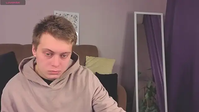 ZheRealKrugi online show from December 2025 11:26:02 AM