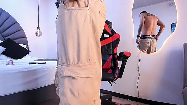 MatthewCullen online show from February 2026 10:00:02 PM