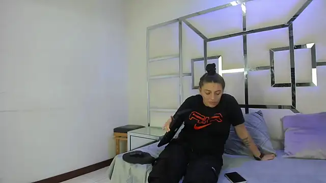 Alyssa Noah online show from March 2026 03:28:01 AM