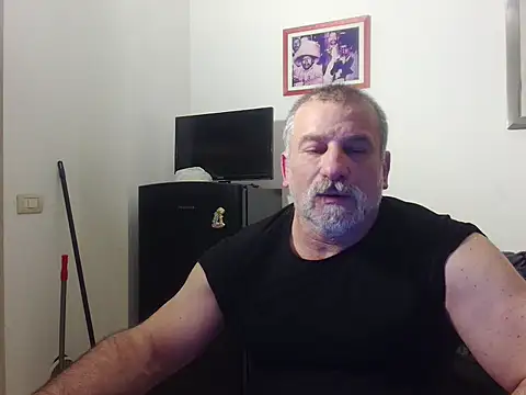 Snapshot of Mauro7788 chatting on April 2026 10:18:02 PM Mauro7788 online show from April 2026 10:18:02 PM