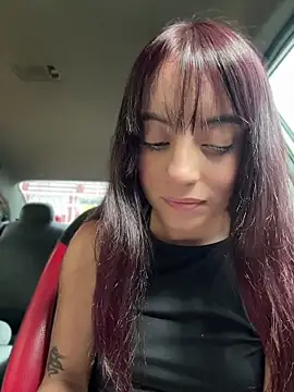 Mia fiire online show from April 2026 07:36:01 PM