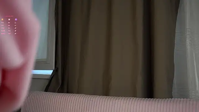 AunclreaVache online show from April 2026 03:06:02 AM