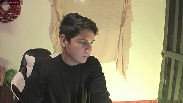 Asta YunoXXX online show from December 2025 01:10:01 AM