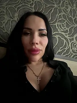 Sweet little gir online show from January 2026 11:12:01 AM