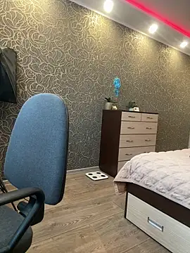 Sweet little gir online show from April 2026 03:28:02 PM