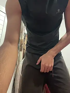 Davisuarez online show from March 2026 04:45:02 PM