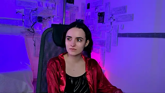 KateWillows online show from March 2026 04:29:02 AM