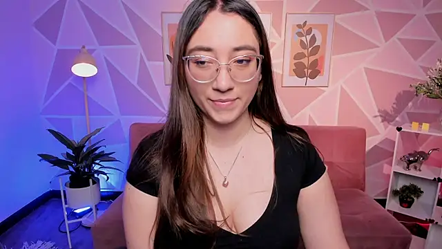 SwettieSammy online show from July 2026 02:43:01 PM