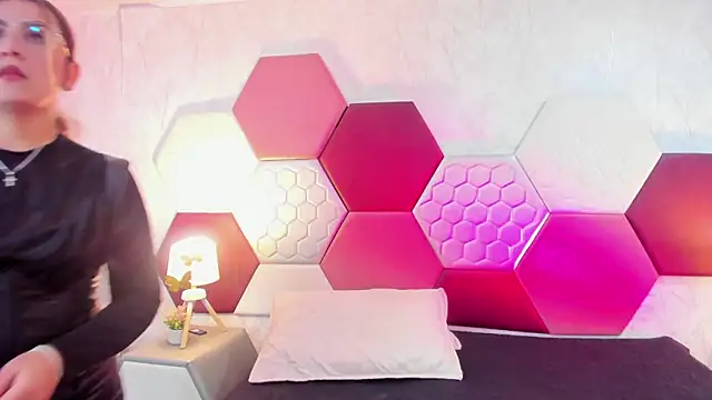 AriaRous online show from July 2026 03:37:02 PM