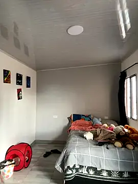 kayla lumin online show from December 2025 09:00:01 PM