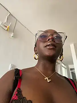 Snapshot of ZahhyGrey chatting on March 2026 09:10:01 PM ZahhyGrey online show from March 2026 09:10:01 PM