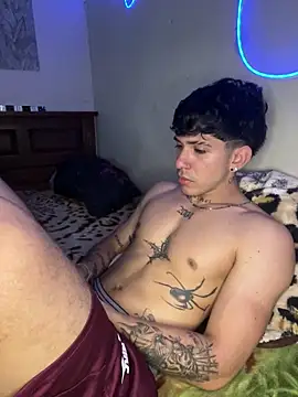 Snapshot of wil_hot chatting on May 2026 04:02:02 PM wil hot online show from May 2026 04:02:02 PM