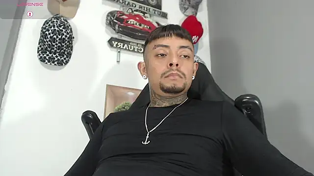 Snapshot of BASTIAN_NICOLAS_ chatting on March 2026 12:17:01 AM BASTIAN NICOLAS online show from March 2026 12:17:01 AM