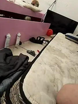 Snapshot of Cuchurus1216 chatting on February 2026 03:24:02 PM Cuchurus1216 online show from February 2026 03:24:02 PM