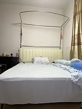A-ZJunn online show from July 2026 01:02:02 PM