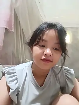 Snapshot of Pretty-haert chatting on June 2026 01:28:02 AM Pretty-haert online show from June 2026 01:28:02 AM