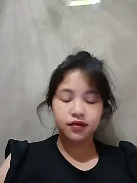 Snapshot of Pretty-haert chatting on July 2026 12:48:02 AM Pretty-haert online show from July 2026 12:48:02 AM