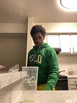 JaHavin- online show from May 2026 01:36:01 AM
