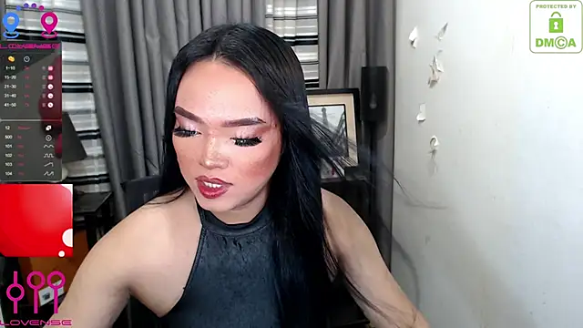 Fantacyloverr online show from May 2026 01:43:02 AM