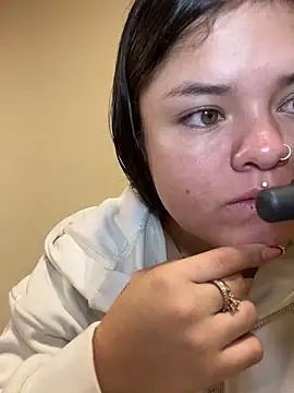 Camila Duarte2 online show from March 2026 01:29:02 PM