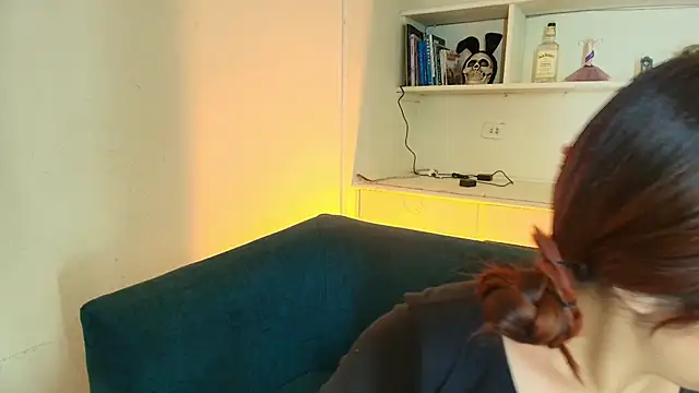 Saelivrae online show from December 2025 07:41:02 PM