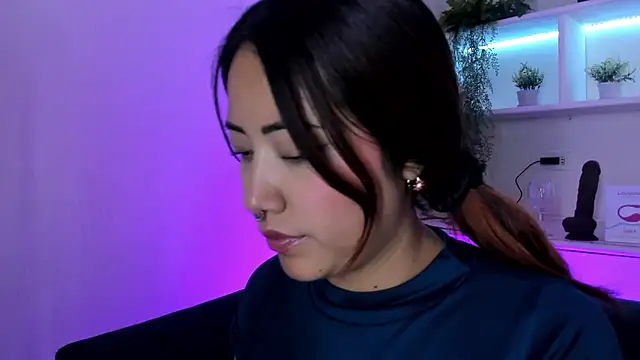 Saelivrae online show from March 2026 08:15:01 PM