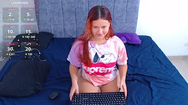 hottie couplee online show from April 2026 11:37:02 PM