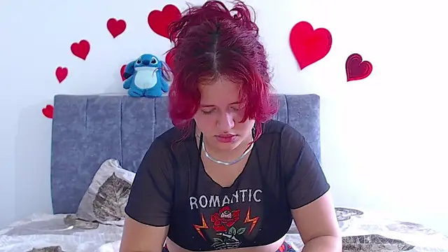 hottie couplee online show from July 2026 10:42:02 PM